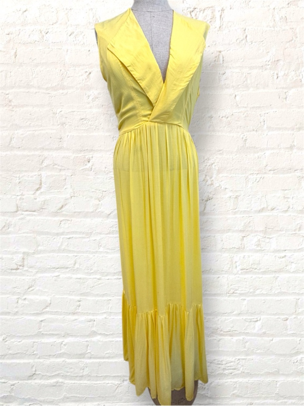 Women’s Yellow Sleeveless Maxi Dress - Made in Canada